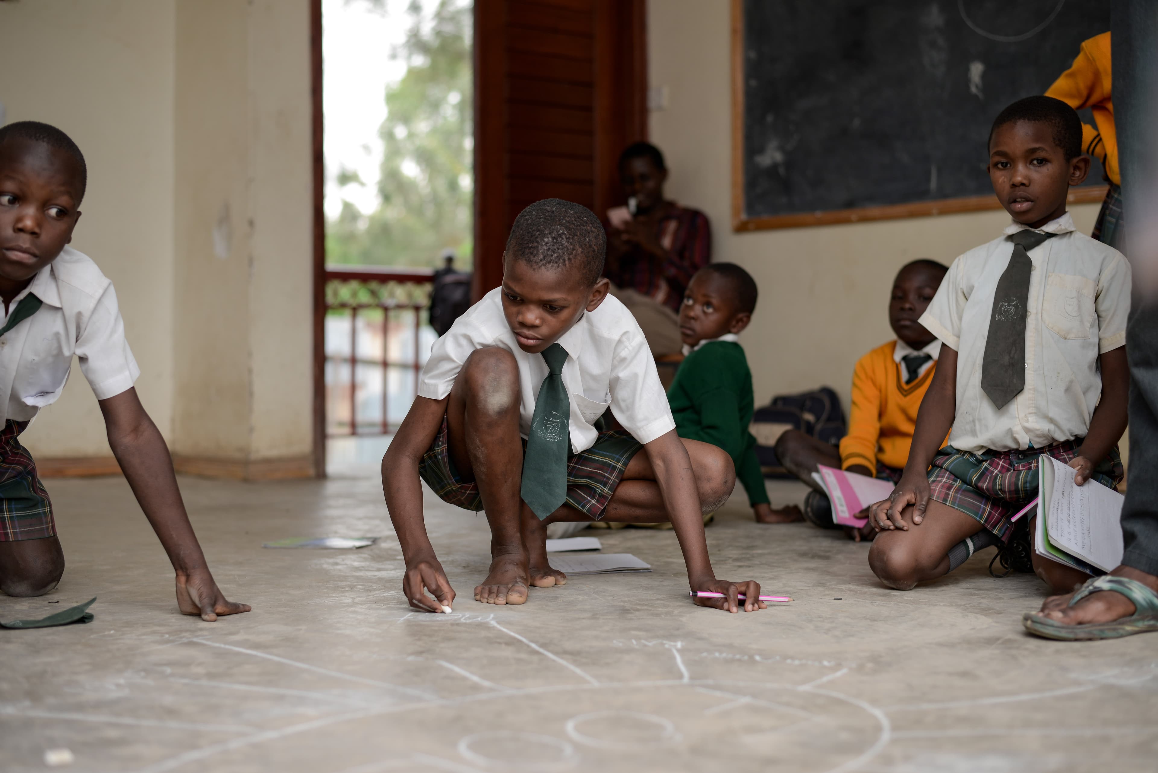 She Shapes AI background